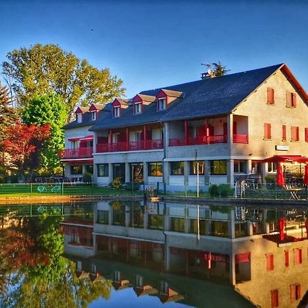 Le Lac Des Moines Condat  Bagian luar foto
