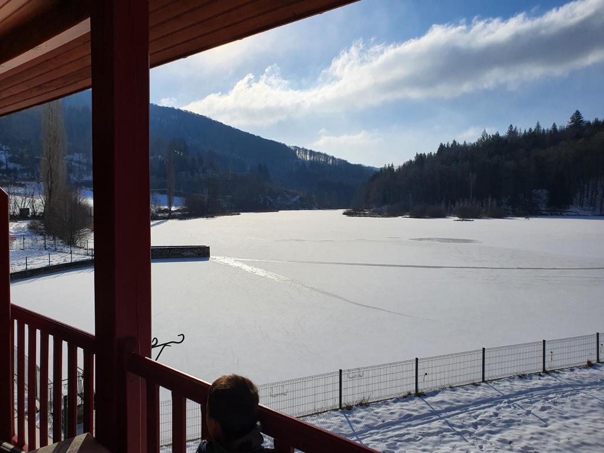 Le Lac Des Moines Condat  Bagian luar foto